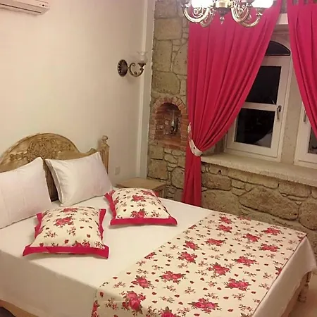 Ciftekuyu * Alaçatı