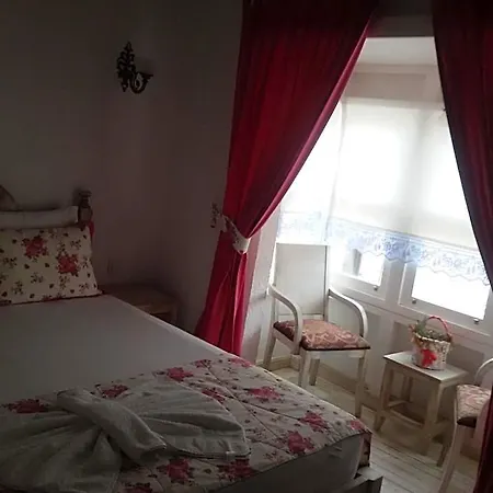 Ciftekuyu * Alaçatı
